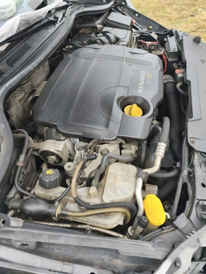 Renault Laguna 3 Avariată - 2.0 dCi, 175 CP, Bose, Cutie automată - imagine 5