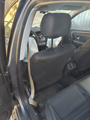 Renault Laguna 3 Avariată - 2.0 dCi, 175 CP, Bose, Cutie automată - imagine 8
