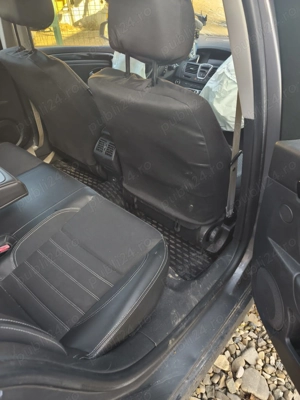 Renault Laguna 3 Avariată - 2.0 dCi, 175 CP, Bose, Cutie automată - imagine 7