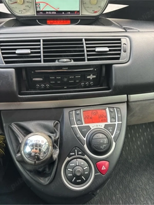 Peugeot 807 - 2.0Hdi 136cp - An 10.2010 - Euro 5 - Navigatie - 8 locuri - imagine 19