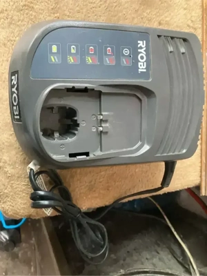 Încarcator ryobi