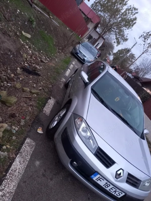 Renault Megane 1'4 benzina - imagine 3