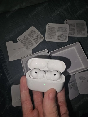 Airpods pro 3 (2025)  - imagine 2