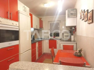 Apartament 55 mpu mobilat utilat 3 camere 2 balcoane pivnita Cisnadie - imagine 17