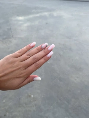 Manichiura si pedichiura din gel sau ojă semipermanentă (Burdujeni) - imagine 2