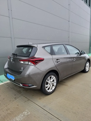 Toyota Auris 1.8 VVT-i Hybrid Automatik Touring Sports Executive - imagine 2