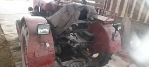 Tractor cu cositoare si remorca - imagine 1