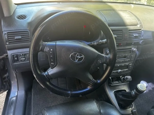 toyota avensis 2.2D - imagine 8