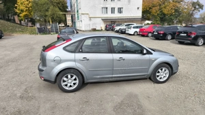 Vând Ford Focus - ideală pentru navetă și nu numai - imagine 6