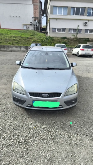 Vând Ford Focus - ideală pentru navetă și nu numai - imagine 10