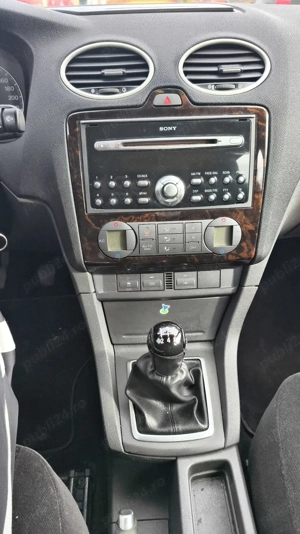 Vând Ford Focus - ideală pentru navetă și nu numai - imagine 2