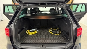 ** Volkswagen Passat ** - imagine 14