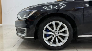 ** Volkswagen Passat ** - imagine 9