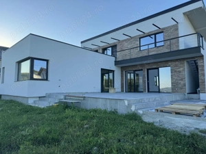 Apartament nou, la casa, 3 camere+ terasa panoramica 60mp