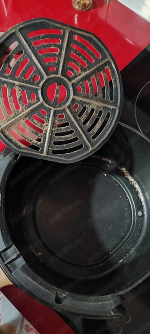 friteuză cu aer cald (air fryer) de culoare neagră și cupru aurie - imagine 4