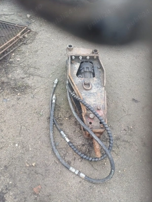 Vând picamar, cupa de 40, cupa trapezoidala JCB3cx cupa buldoexcavator - imagine 2