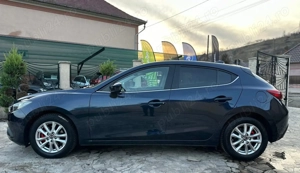 MAZDA 3 SKYACTIV-benzina-cutie automata - imagine 7