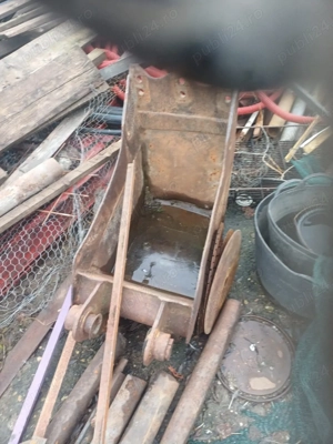 Vând picamar, cupa de 40, cupa trapezoidala JCB3cx cupa buldoexcavator - imagine 4