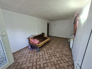 Vânzare casa + teren + garaj  + foişor  - imagine 5