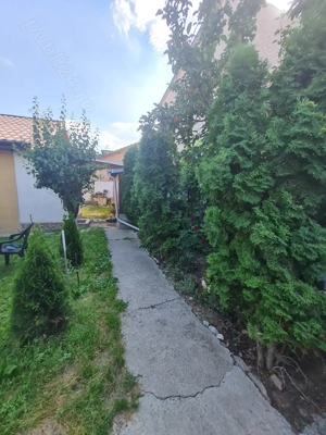 Vânzare casa + teren + garaj  + foişor  - imagine 2