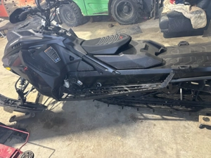 Snowmobil summit x Expert  - imagine 4