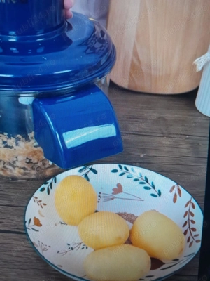 Decojitor Electric de Fructe și Legume cu Motor, Funcționare Automată,  Compact pentru Uz Casnic - imagine 2