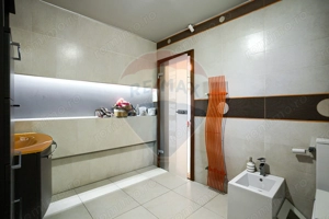 Casă modernă și spațioasă cu piscină,saună și sală de fitness – Pecica - imagine 17