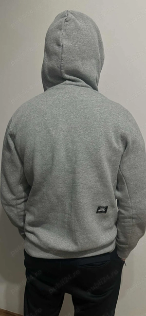 Hey!! Buna Sunt Rares