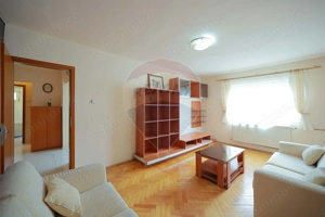 Apartament cu 2 camere de vânzare, etajul 2, în zona Nufărul