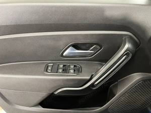 Dacia Duster - imagine 18