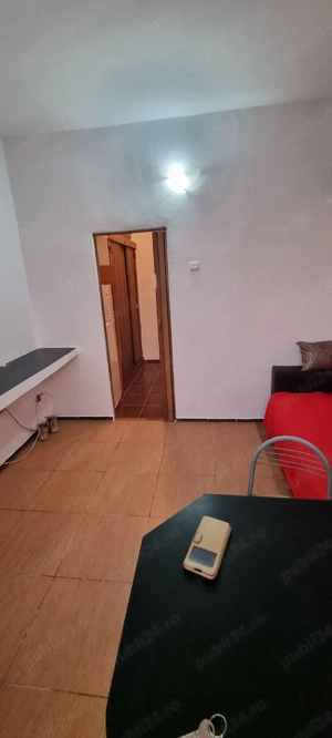 Garsoniera  semidecomandata zona Far Bila   - imagine 3