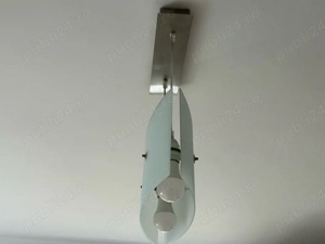 Lustra suspendata sticla