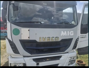 Dezmembrez iveco 2015 - imagine 2