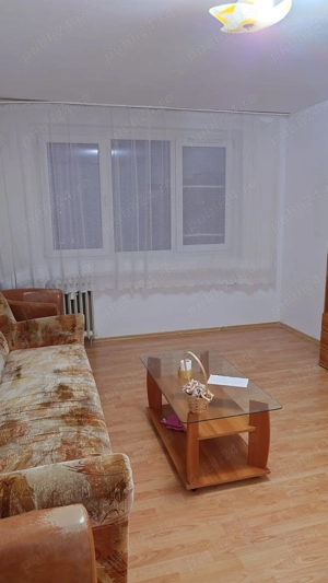 Inchiriez apartament cu 2 camere 