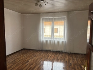 Casă de vânzare în Sântana - imagine 6