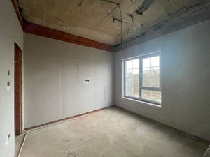 Duplex 4 camere despartit prin camera tehnica Calea Medves Mosnita - imagine 5