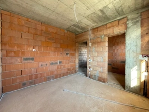 Duplex 3 camere despartit prin camera tehnica Mosnita Valery - imagine 5