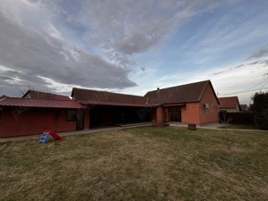 Casă de vânzare în Sântana - imagine 17