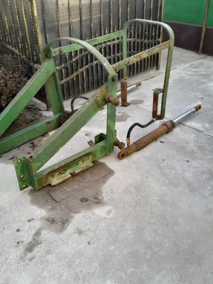 Suport incarcator frontal 