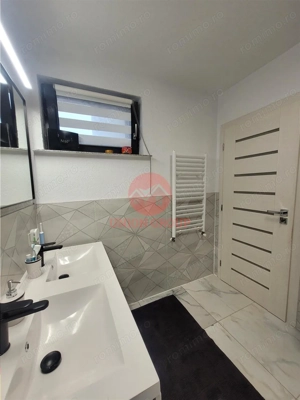 Vila P+1E, 2 Apartamente, Acces Separat, Plus Curte 249mp - imagine 9