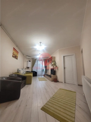 Apartament 2 Camere, Vedere La Mare, Balcon Generos - imagine 2