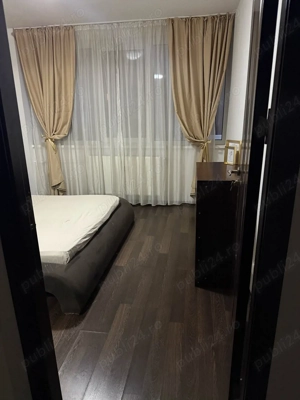 2 camere Titan - imagine 5