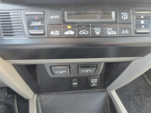 Vand Honda Civic 2015 ( Gen 9) - imagine 9