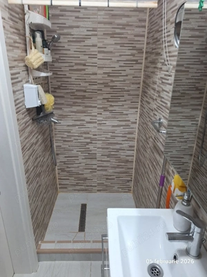 Doar Schimb casa insiruita 2021 P+1+pod in spate cartier Latin cu apart la bloc dupa 2010  - imagine 3