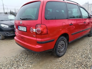 Vw Sharan Trendline*2005 *1,9 tdi înmatriculată Ro unic proprietar  - imagine 4