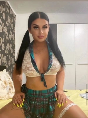 show web,poze,sexting,video