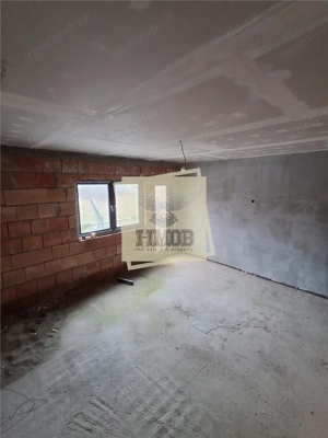 Casa cu 3 camere 2 bai si terasa in Cristian - imagine 5