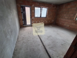 Casa cu 3 camere 2 bai si terasa in Cristian - imagine 4