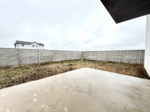 Triplex spatios, 4 camere, 140 mp utili, 330 mp teren - Sanandrei