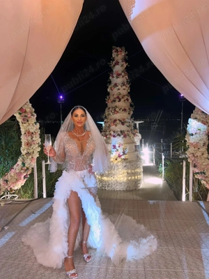 Vand Rochii de mireasă ( mama , fică )  - imagine 2